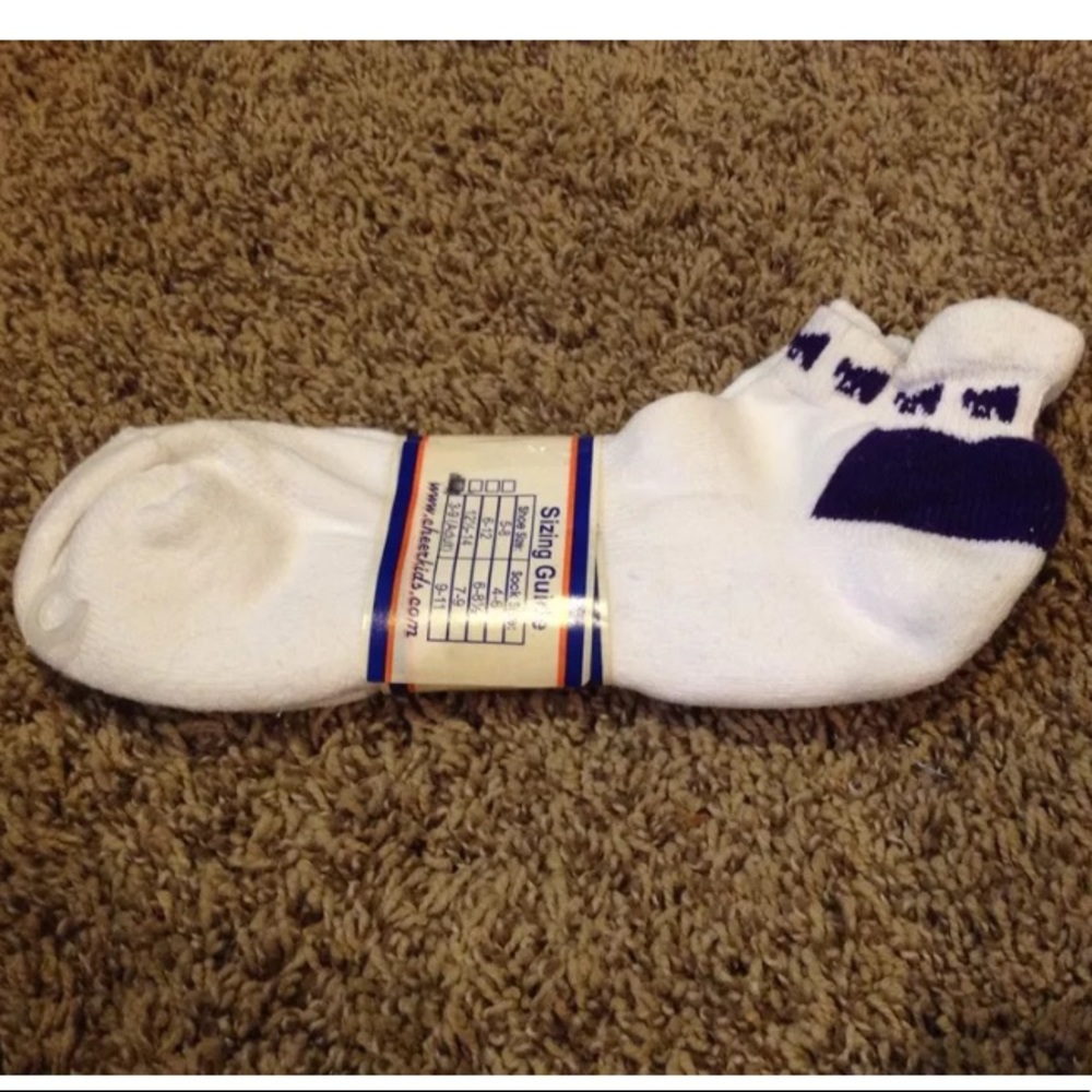 Purple Megaphone Athletic Cheerleader Socks NWT!